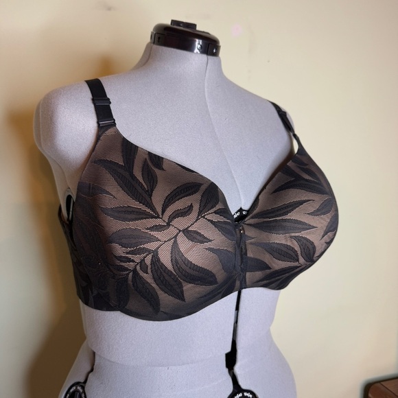 Backsmoother Bra with Leaf Pattern - Picture 2 of 5